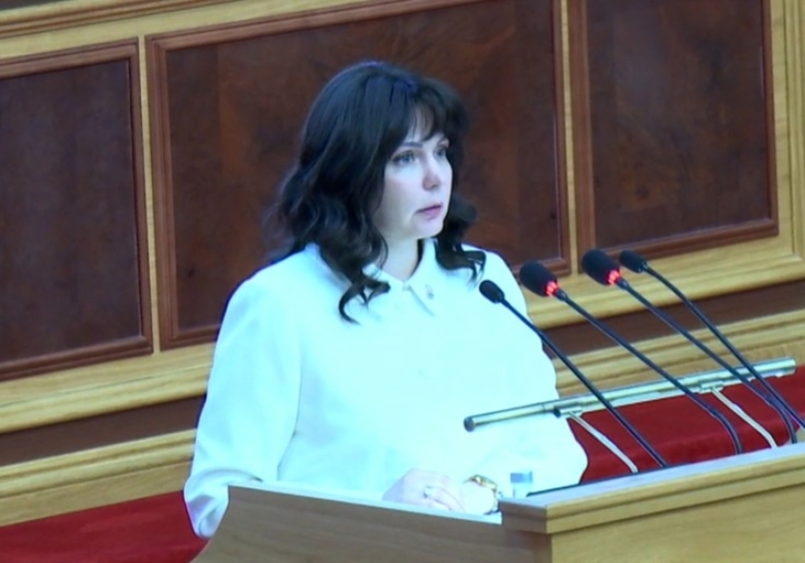 Депутаты поддержали кандидатуру Елены Теняевой на новую должность