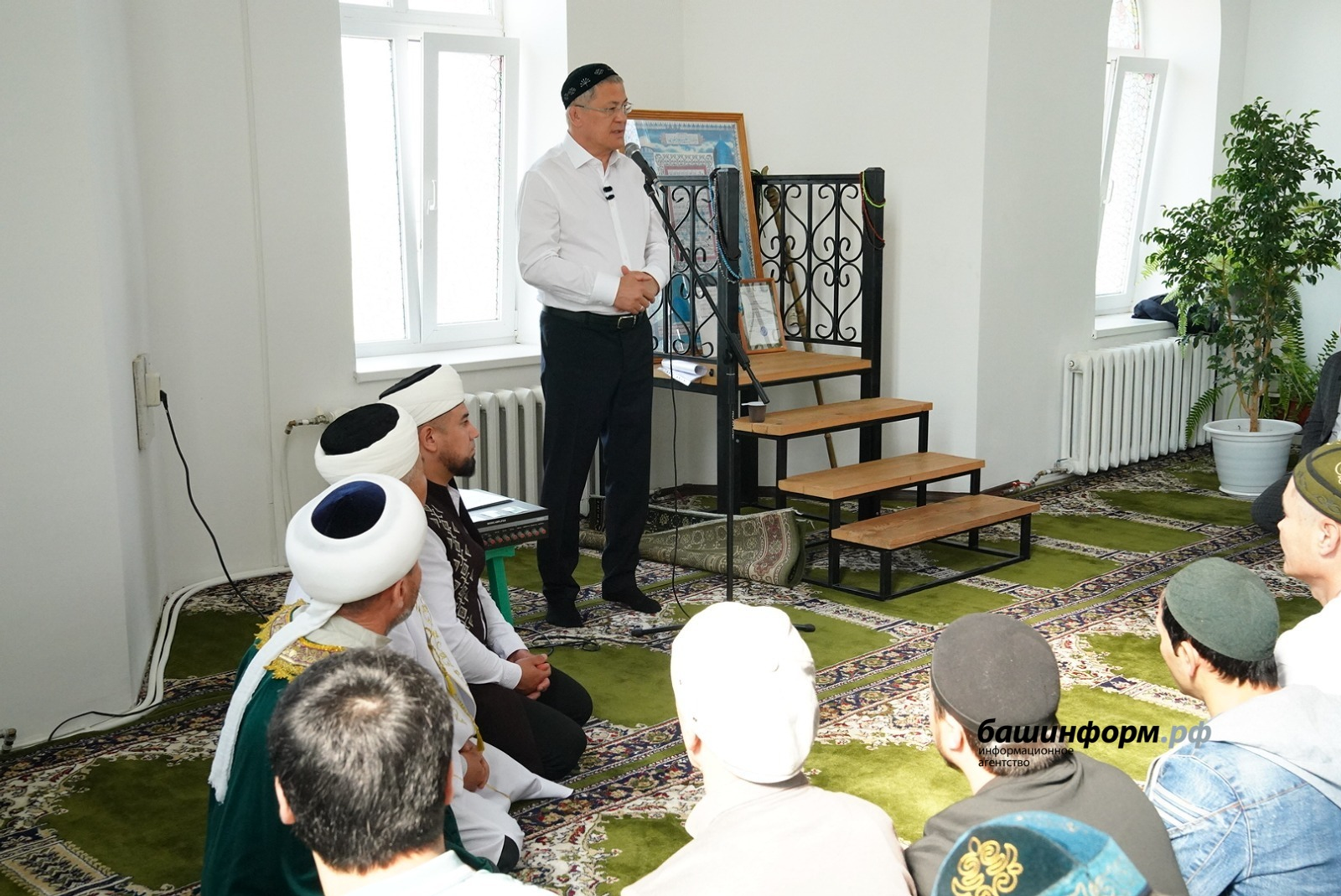 Глава Башкирии поздравил жителей региона Курбан-байрамом в Хайбуллинском районе