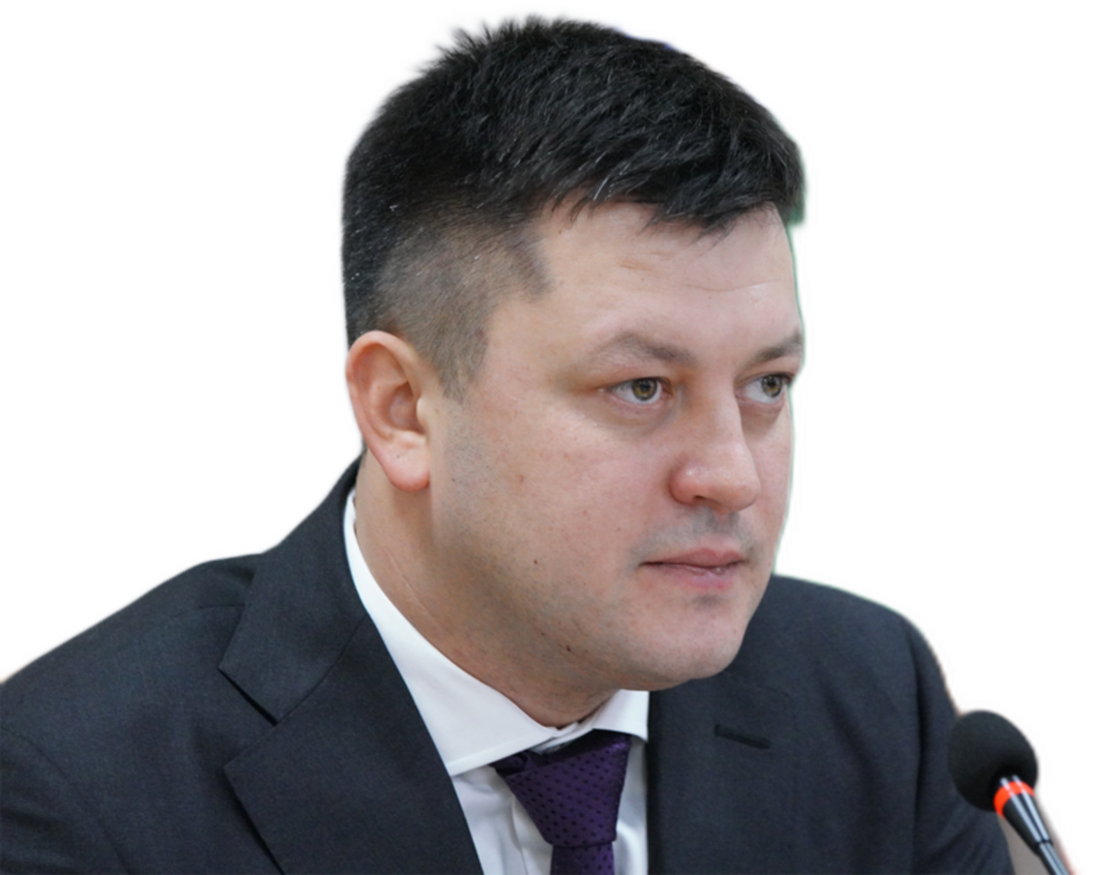 Мэр Уфы отправил чиновников чистить снег