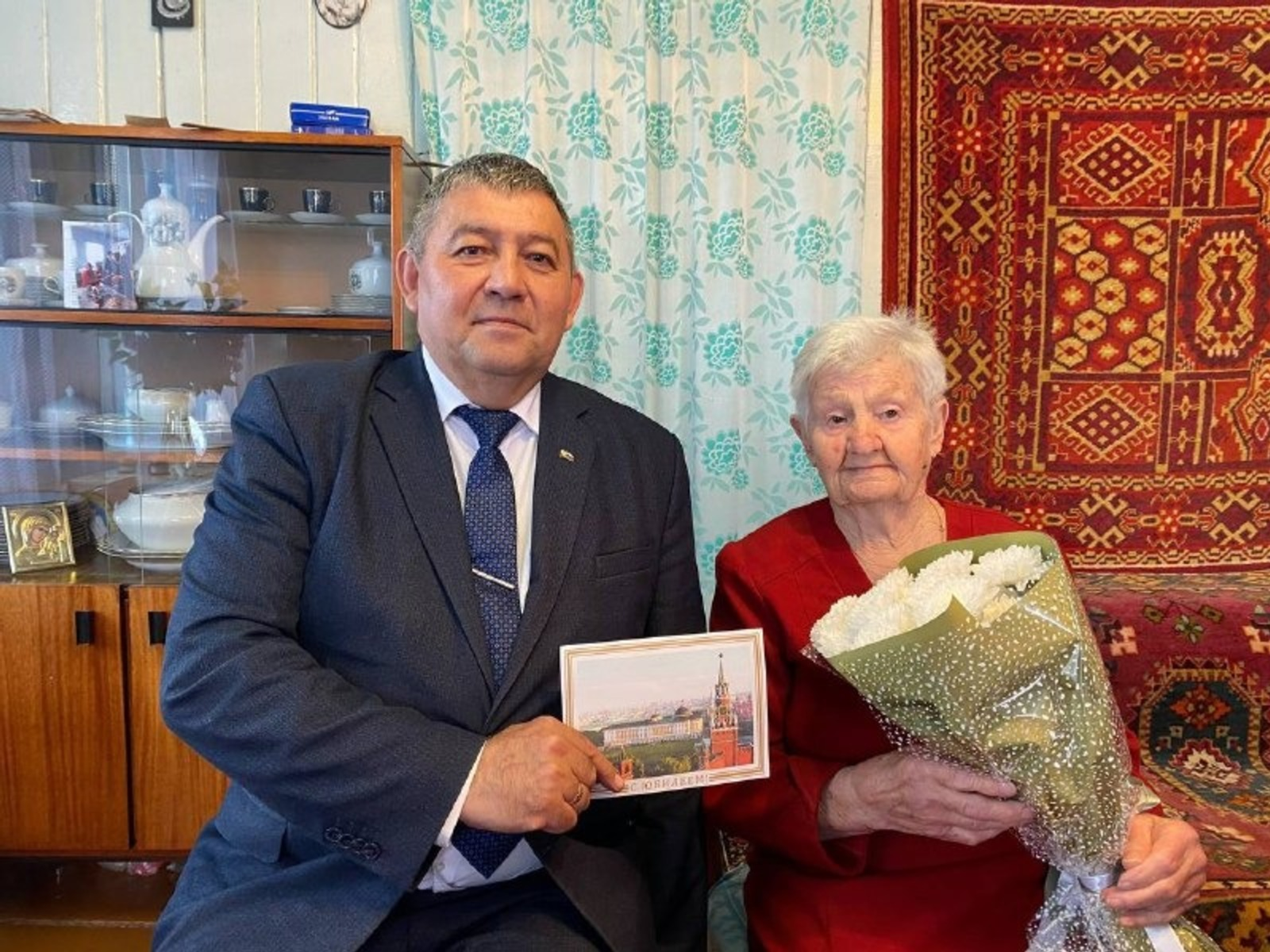 Труженица тыла из Башкирии Надежда Кадынцева отметила 95-летний юбилей