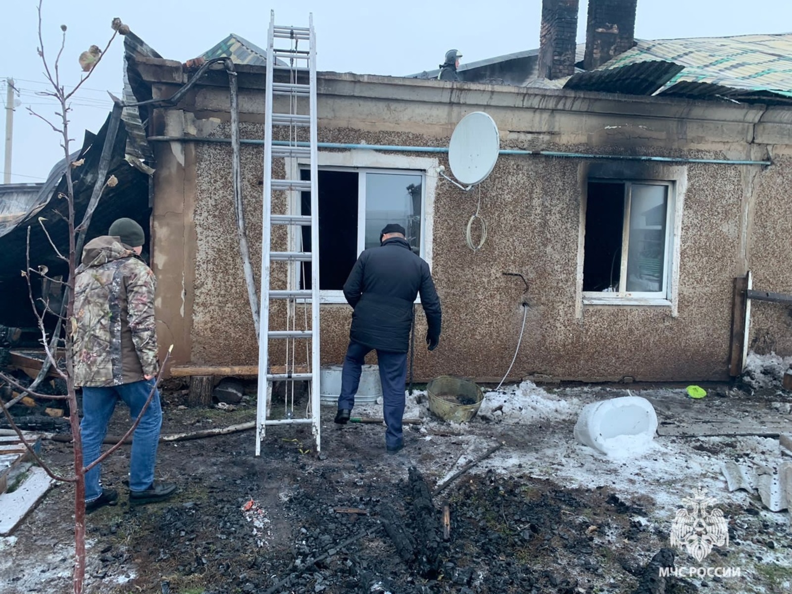В минздраве Башкирии сообщили о самочувствии выживших при пожаре в Матвеевке 5-летних близняшек