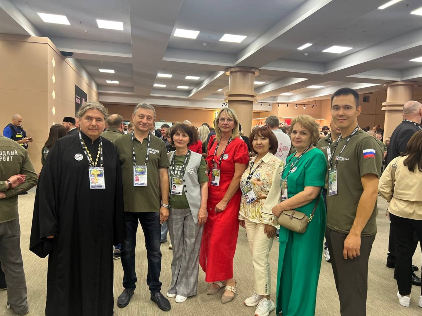 В Москве Сергей Кириенко наградил волонтёра из Уфы за вклад в победу СВО