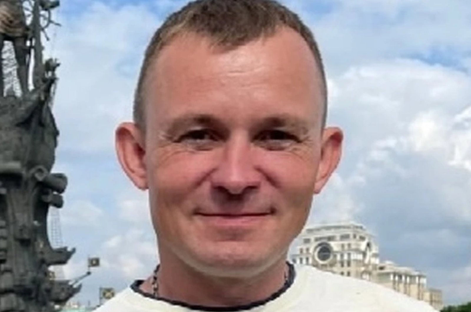 Поиски идут уже больше 2 суток: мужчина отправился на подводную охоту и исчез