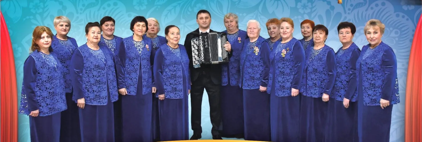 Поют о том, чего душа коснулась…