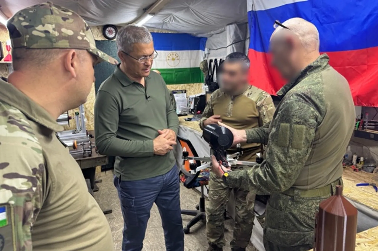 Радий Хабиров обсудил с бойцами полка «Башкортостан» поддержку региона