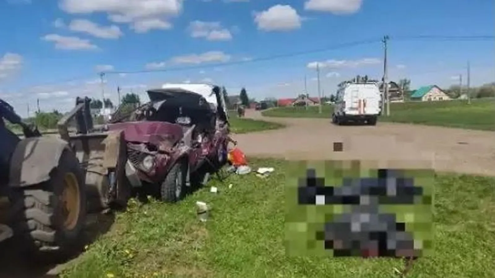 В Башкирии в День Победы водитель Нивы погиб в ДТП с грузовиком и трактором