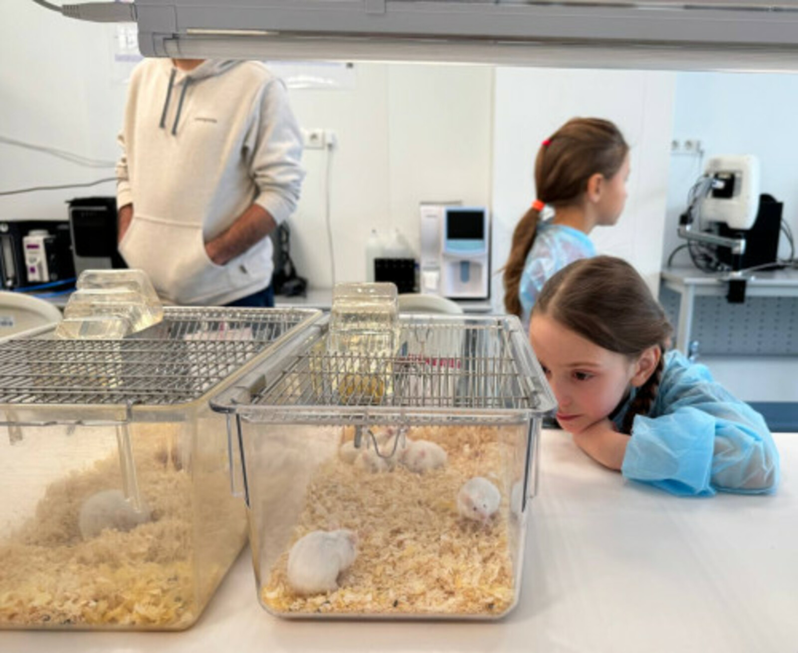 В честь Дня российской науки ученикам показали прорывные разработки кампуса Уфы