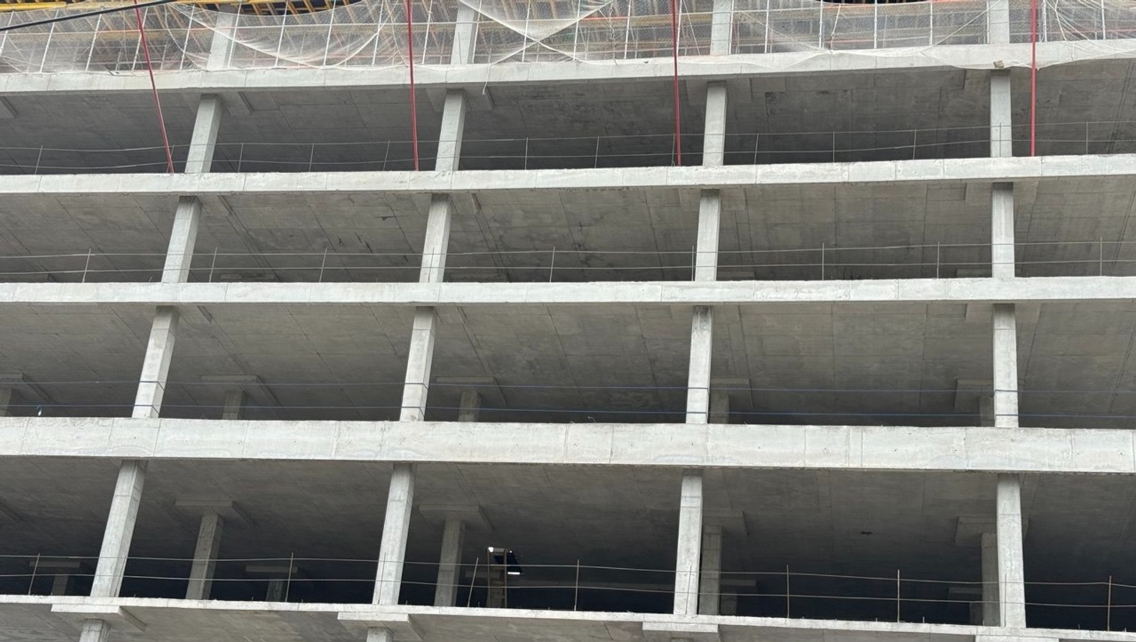 В Башкирии на территории строящегося жилого дома нашли труп