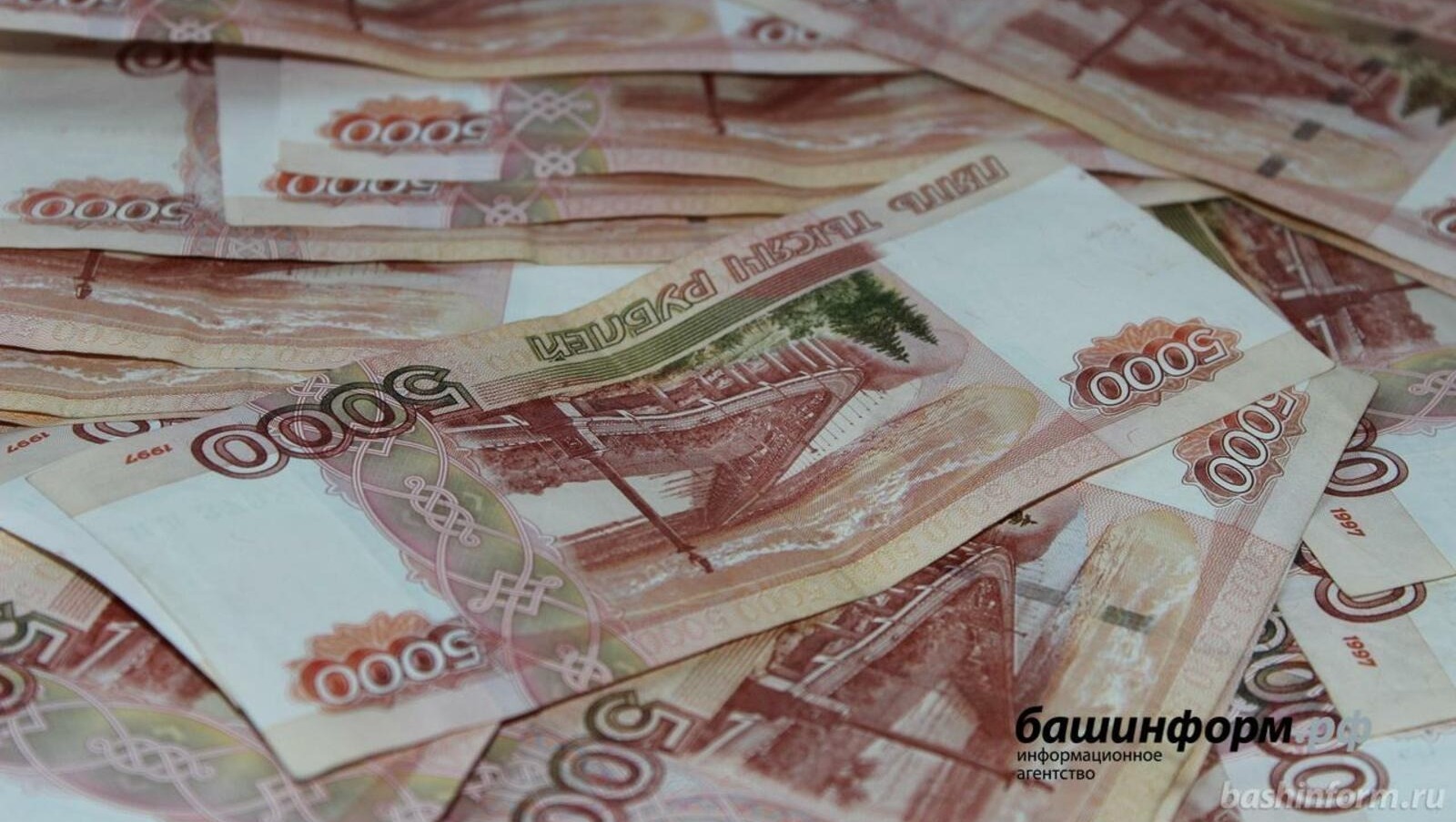 "Речь идет о сумме до 1 млн рублей": Путин анонсировал новые выплаты