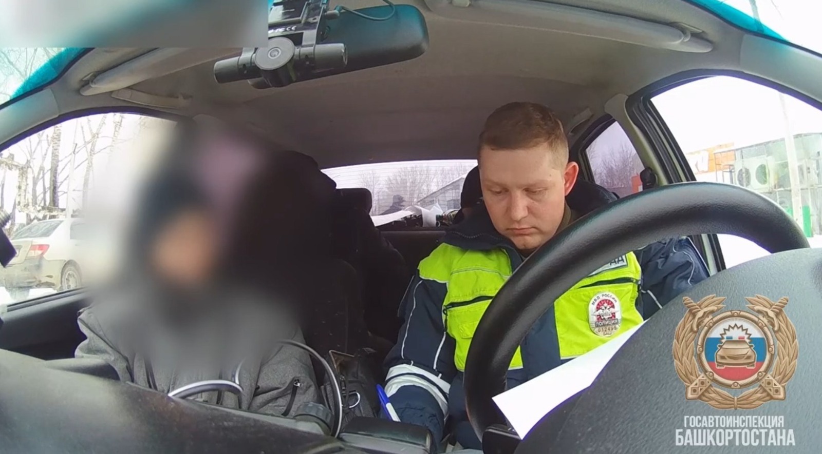 В Башкирии сотрудники ДПС остановили подростка за рулём квадроцикла