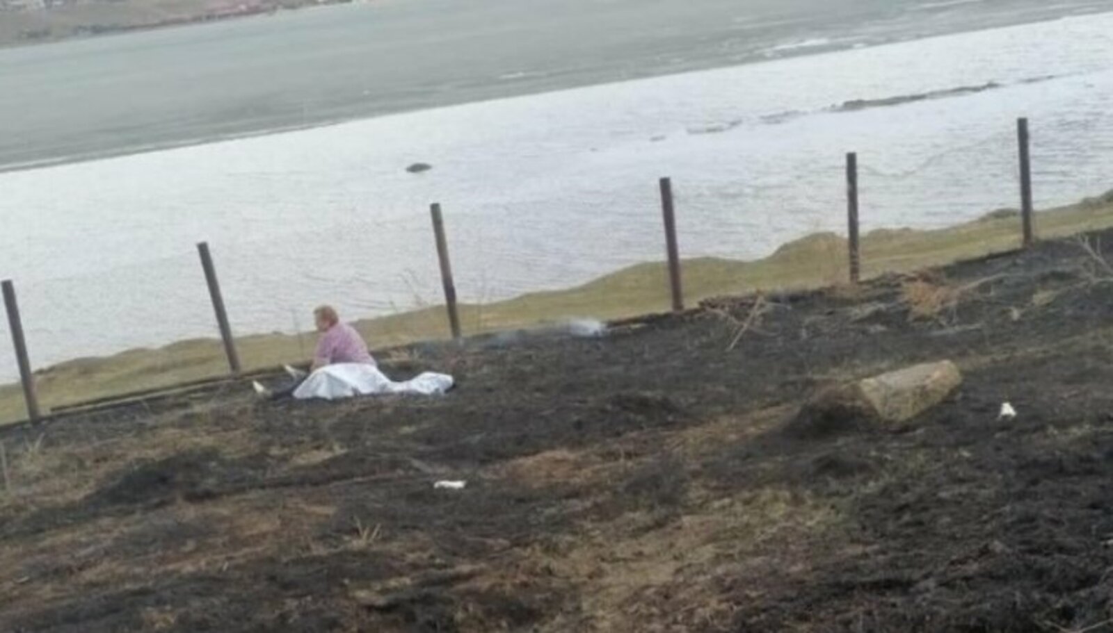 В Башкирии в горящей траве обнаружен труп мужчины