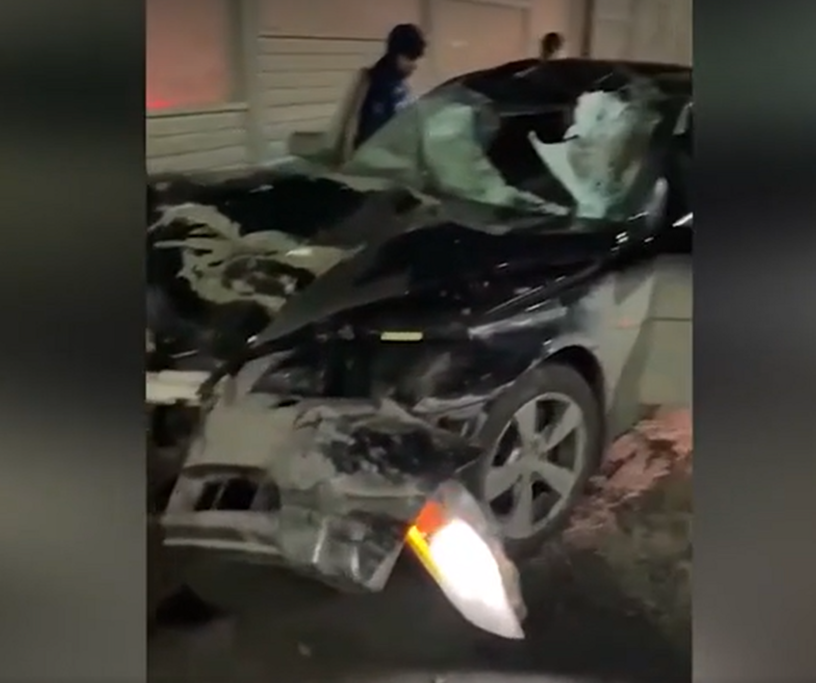 СРОЧНО: пьяный водитель BMW насмерть сбил двух рабочих