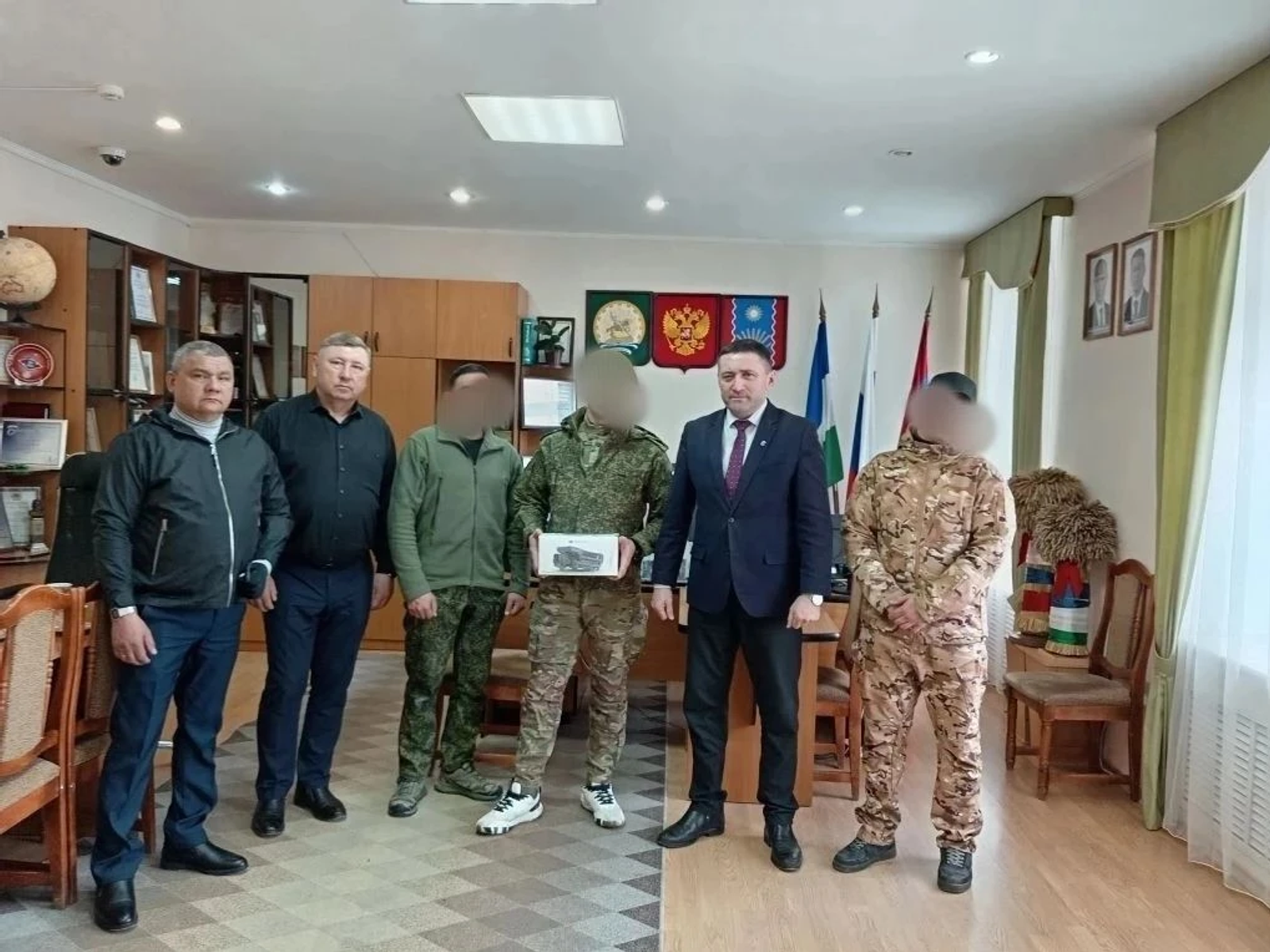Руководство района Башкирии передало бойцам СВО высокотехнологичный дрон
