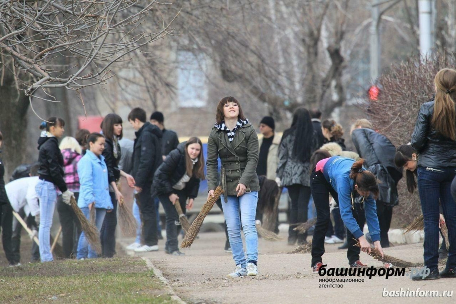 Радий Хабиров дал главам муниципалитетов неделю на очистку территорий