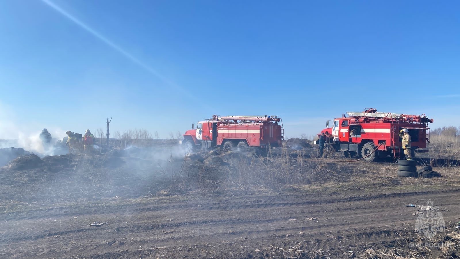 В Башкирии насчитывается уже 289 случаев возгорания сухой травы на площади 255 га - МЧС (ВИДЕО)