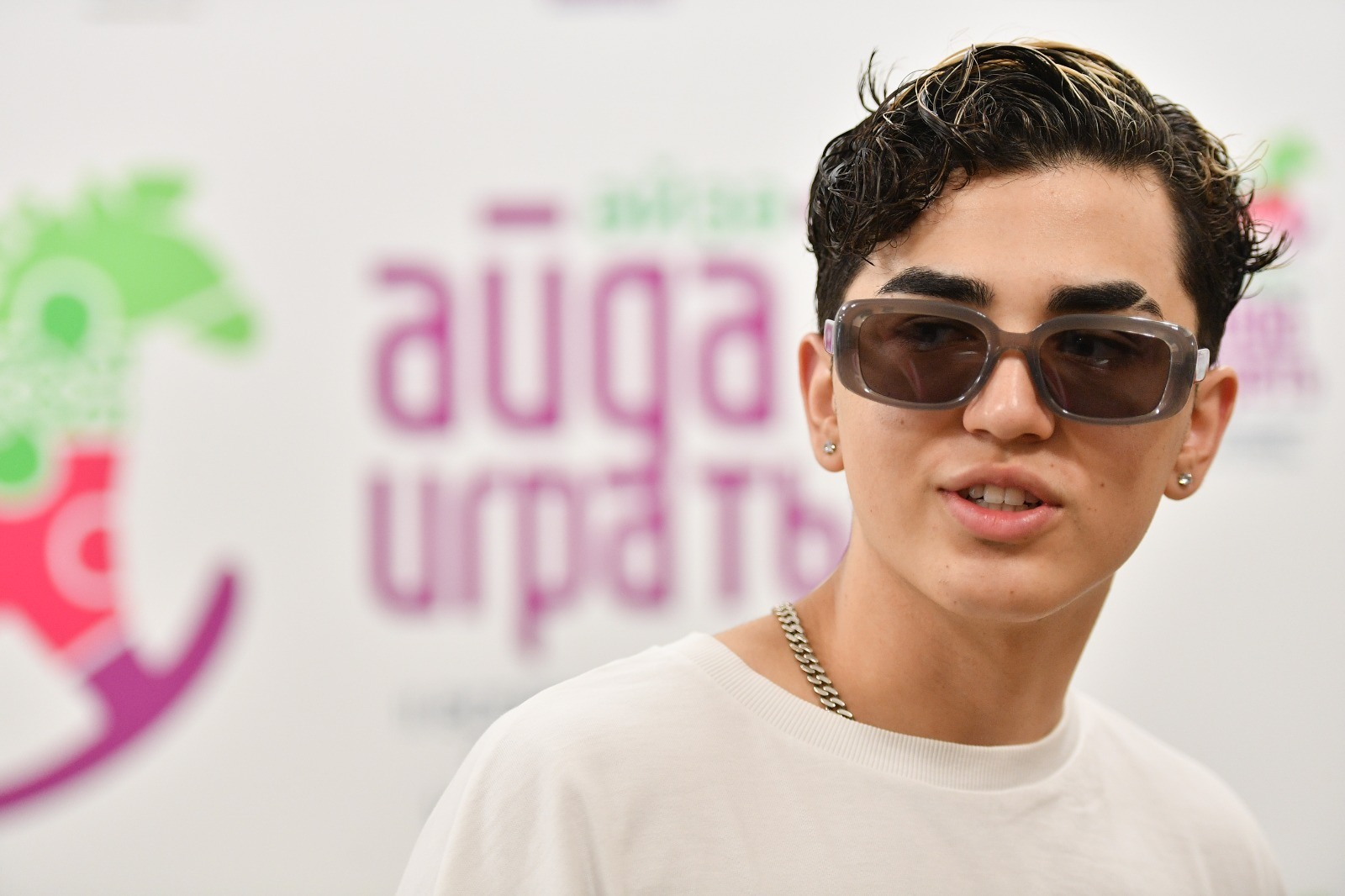 Амирчик на «Айда играть»: «Без любви нет творчества»