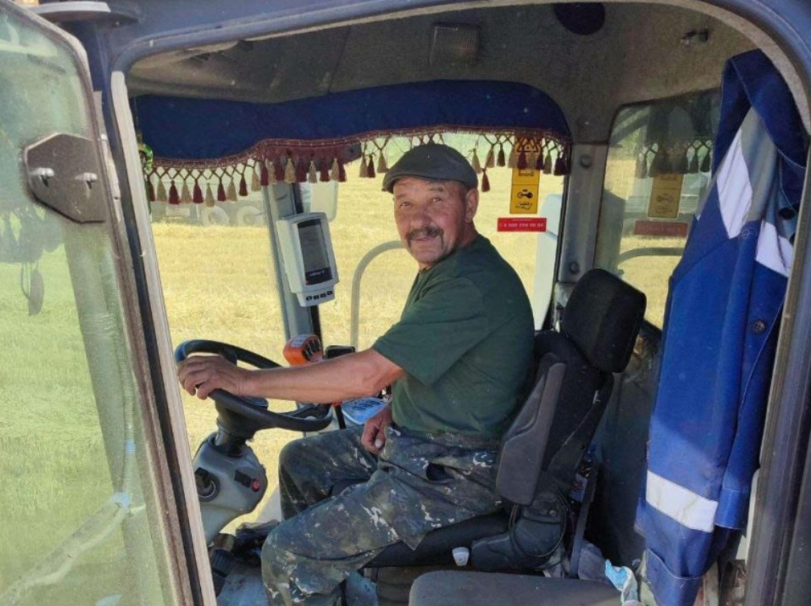 Радий Хабиров рассказал о механизаторе