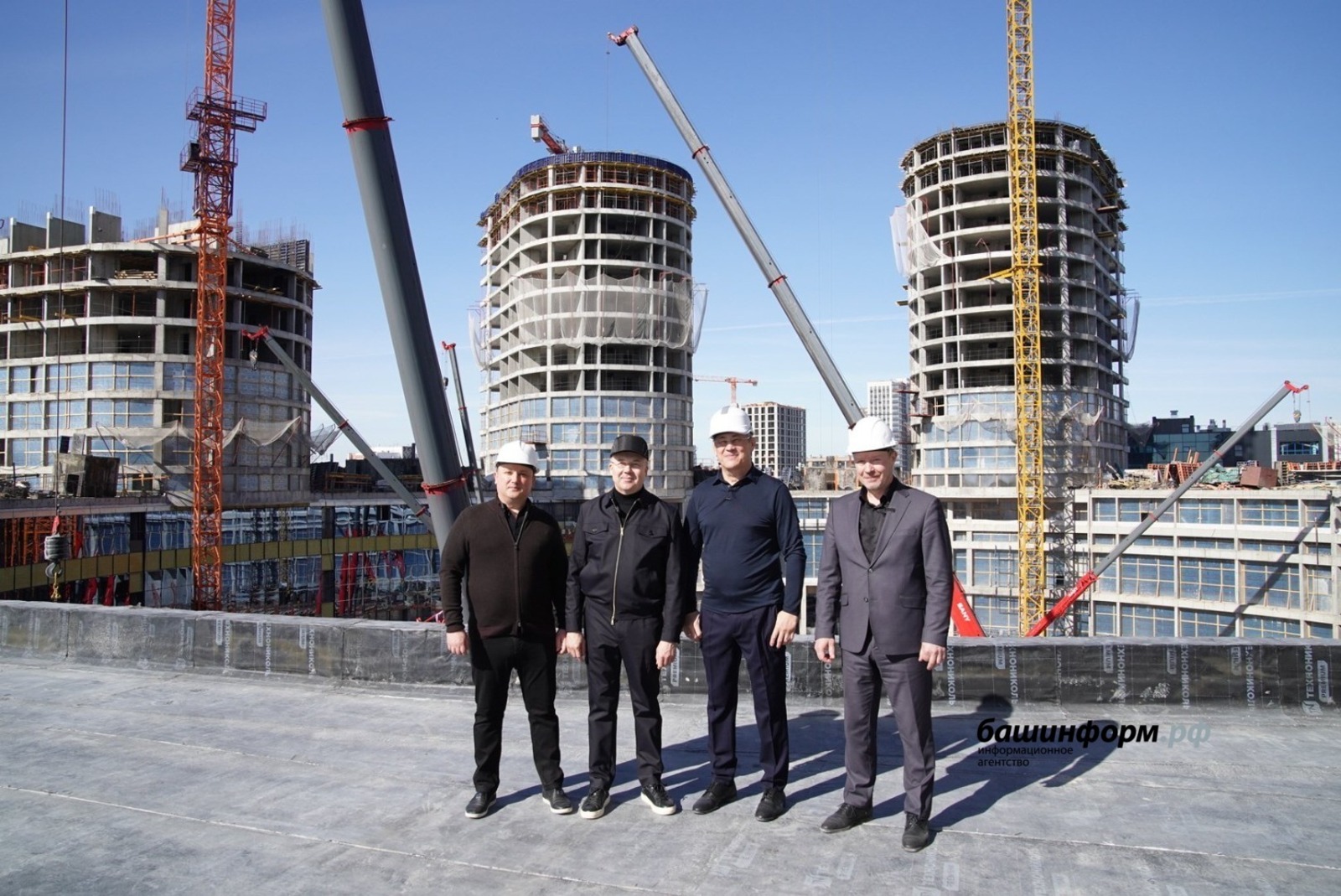 Радий Хабиров показал как идет строительство Межвузовского студенческого кампуса