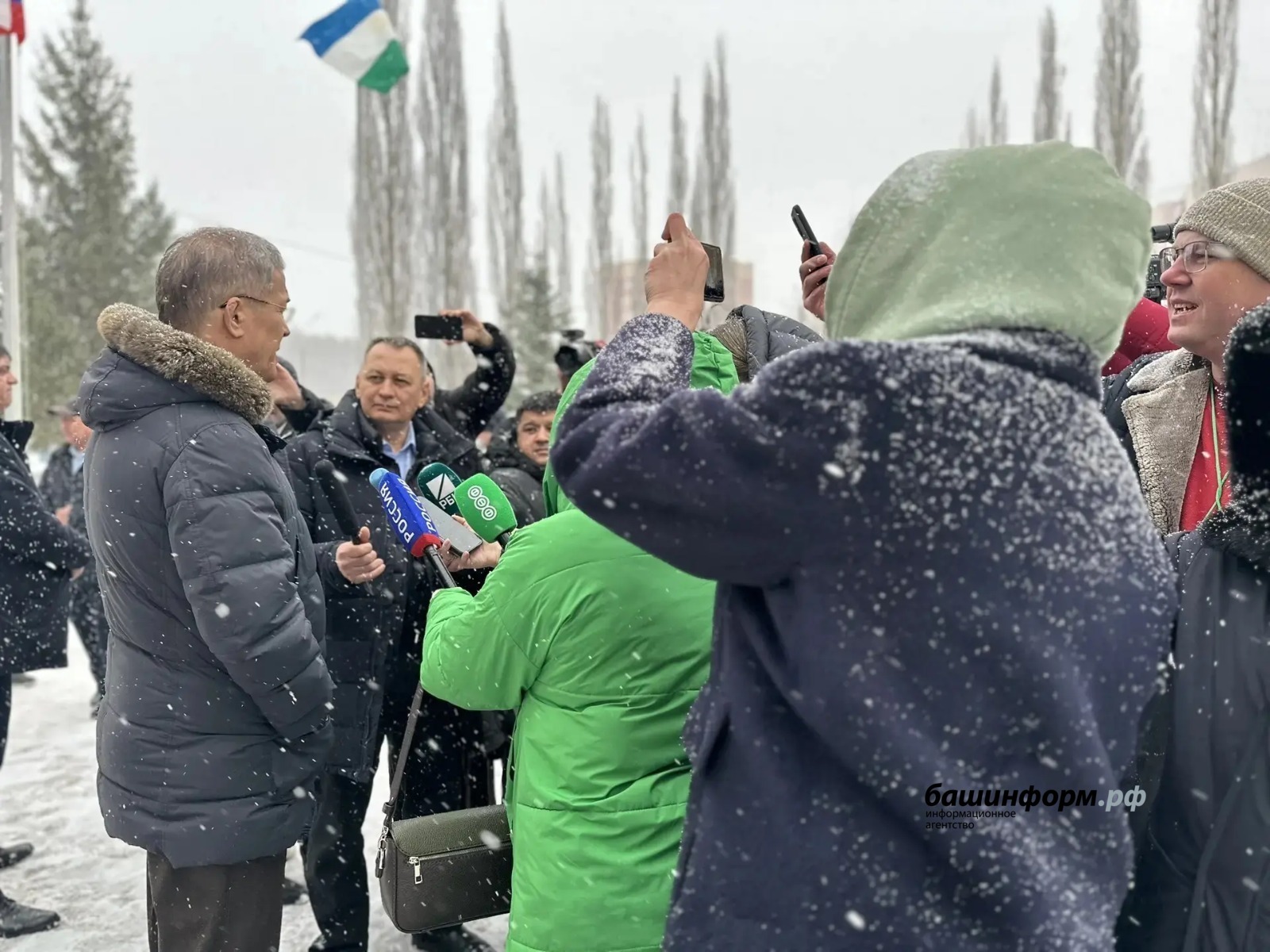 Радий Хабиров призвал без эмоций разобраться в причинах инцидента в школе Уфы