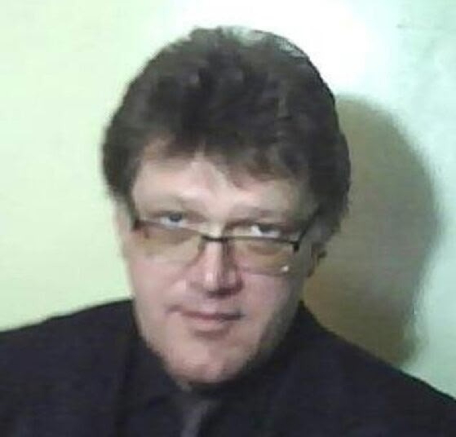 В Башкирии ушел из жизни руководитель театра ложкарей Анатолий Митрошин