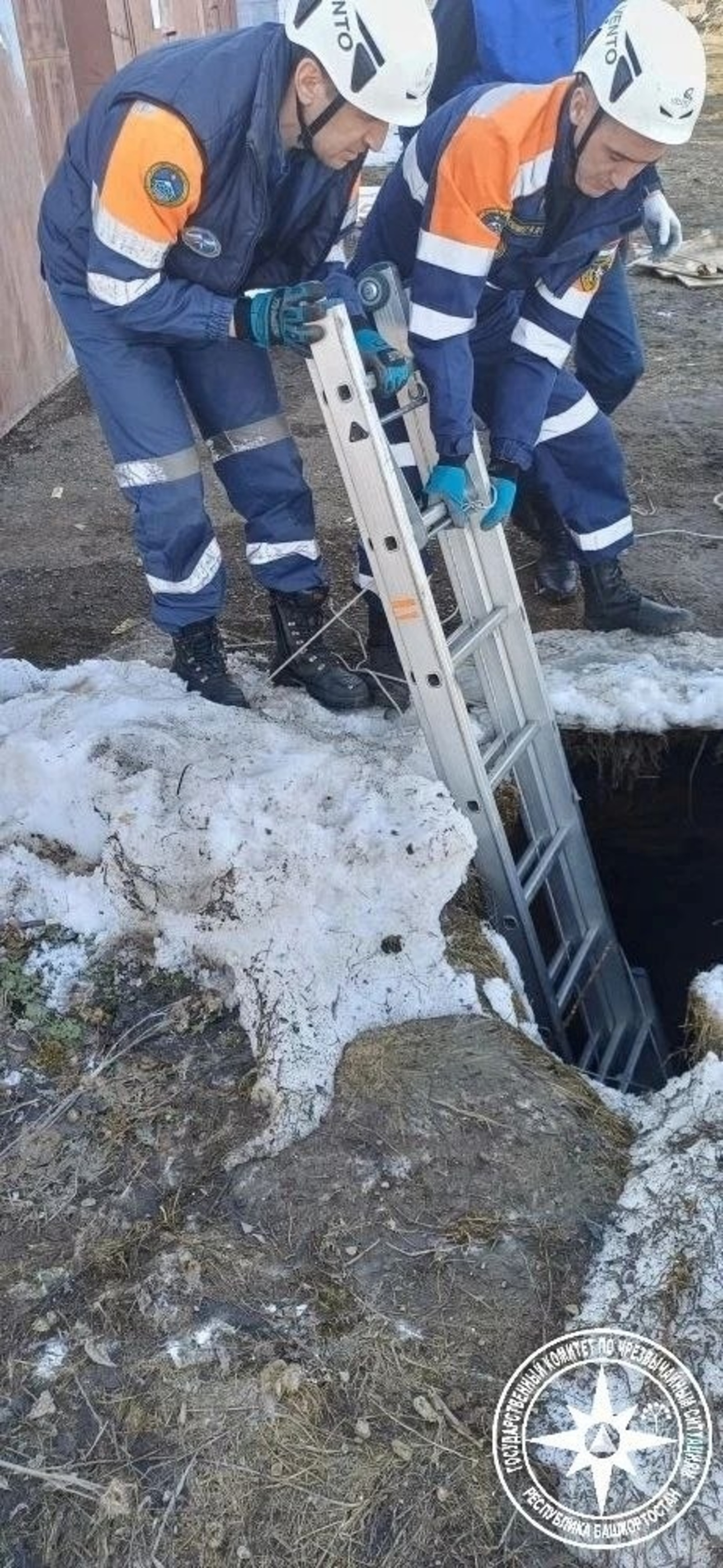 Шагнул и исчез: в Башкирии мальчик провалился под землю