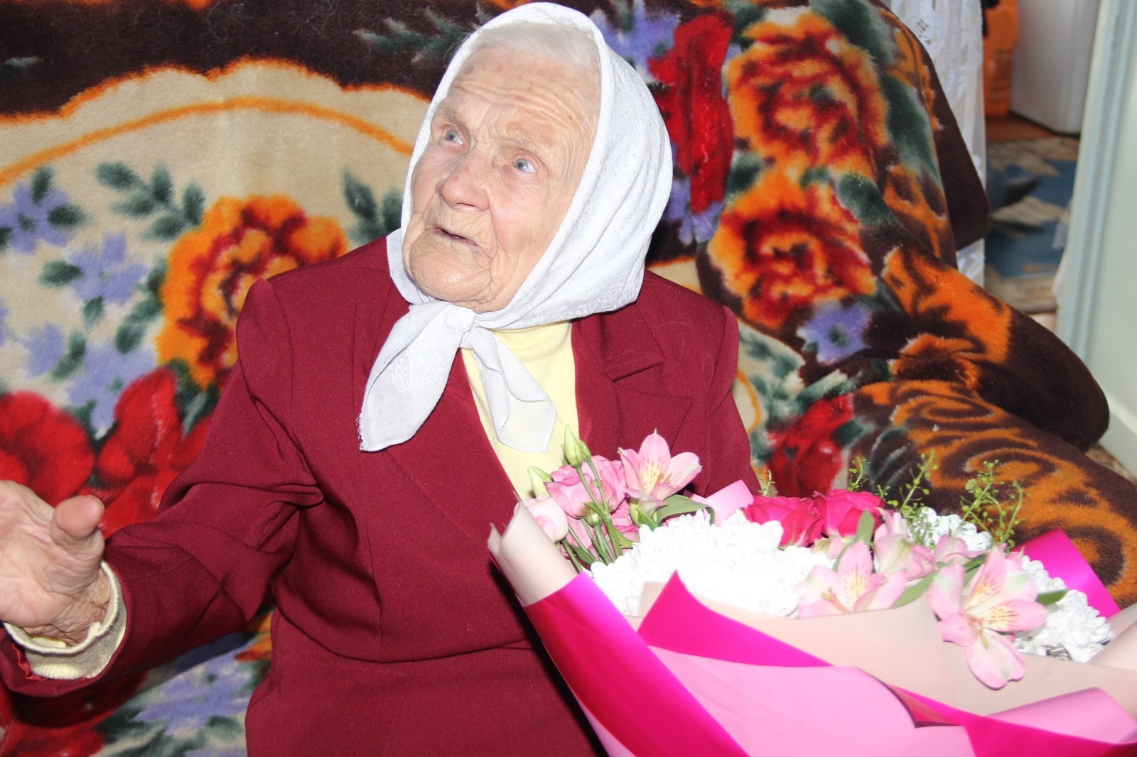 100-летняя юбиляр из Башкирии получила поздравления от Президента страны