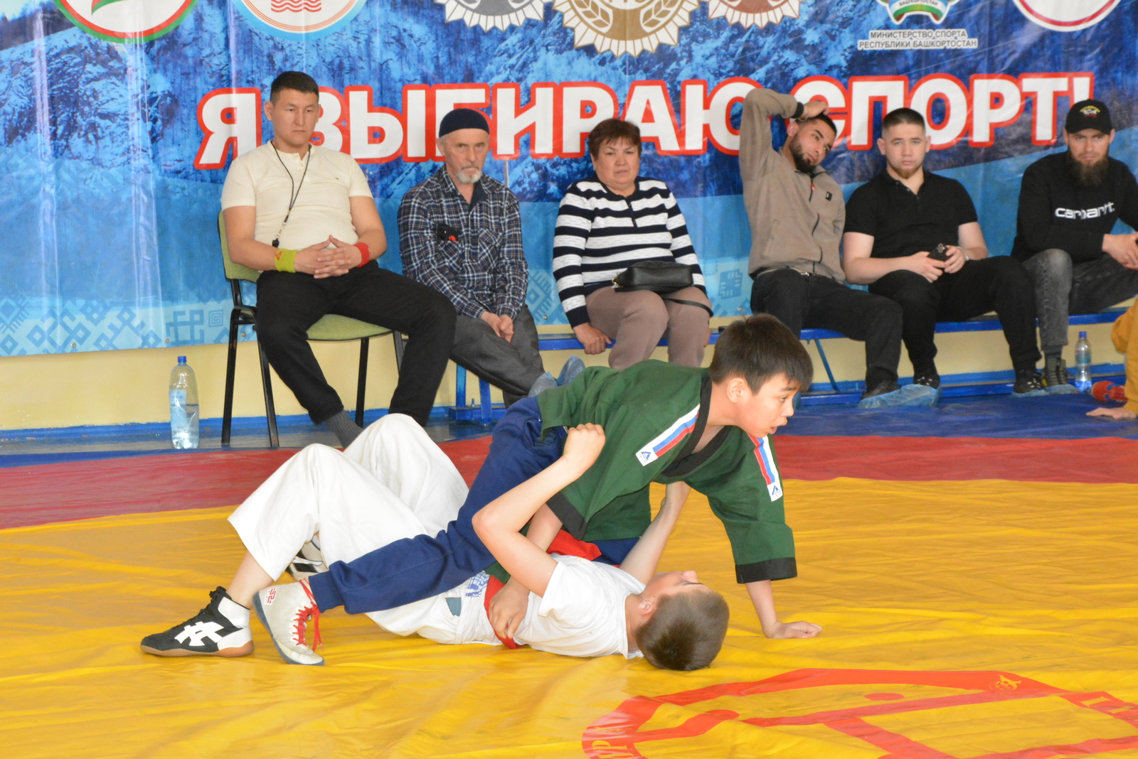 Борьба с национальным колоритом