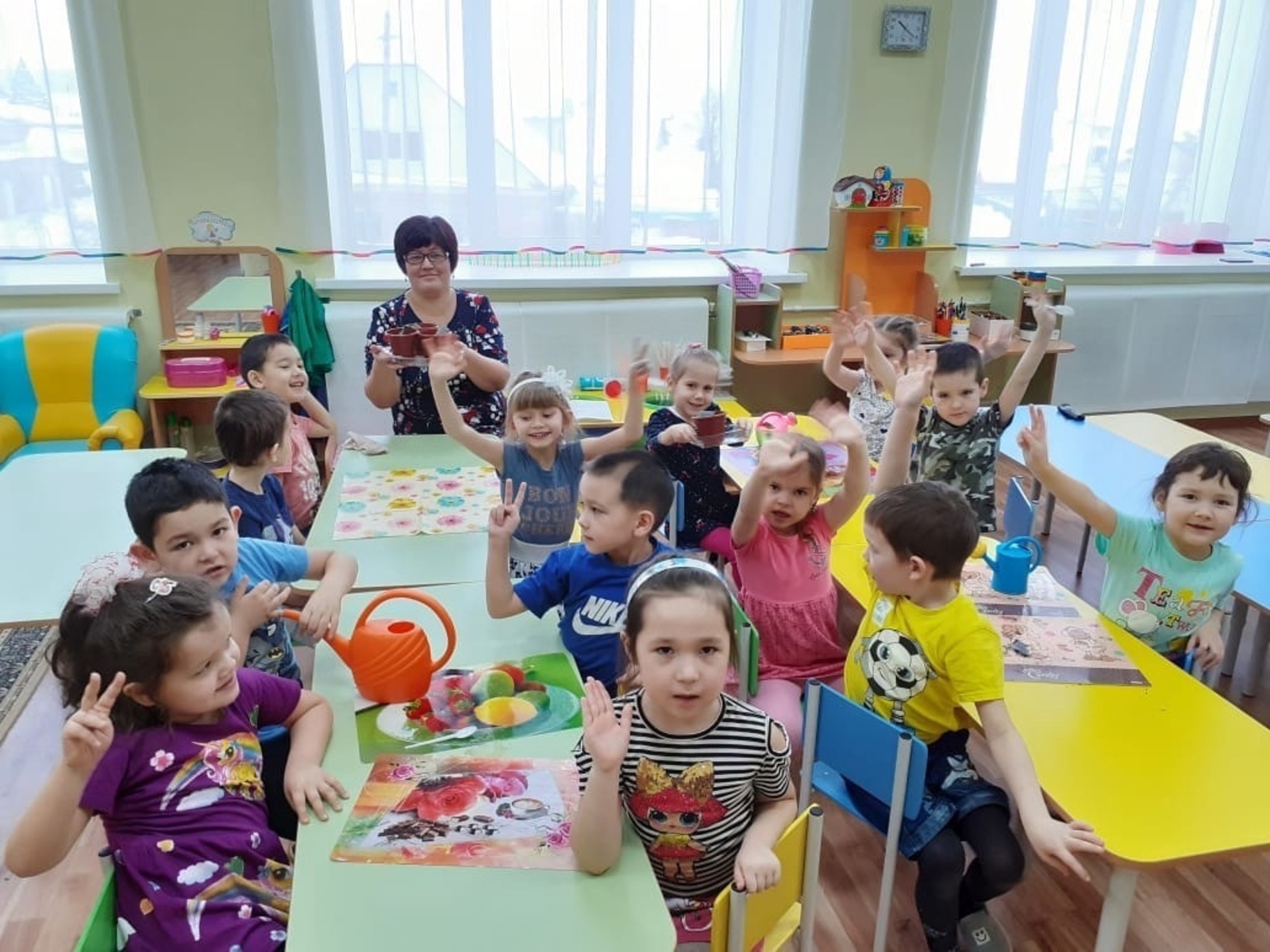 Рaдий Хабиров подписал указ о поощрении премиями лучших педагогов дошкольного образования