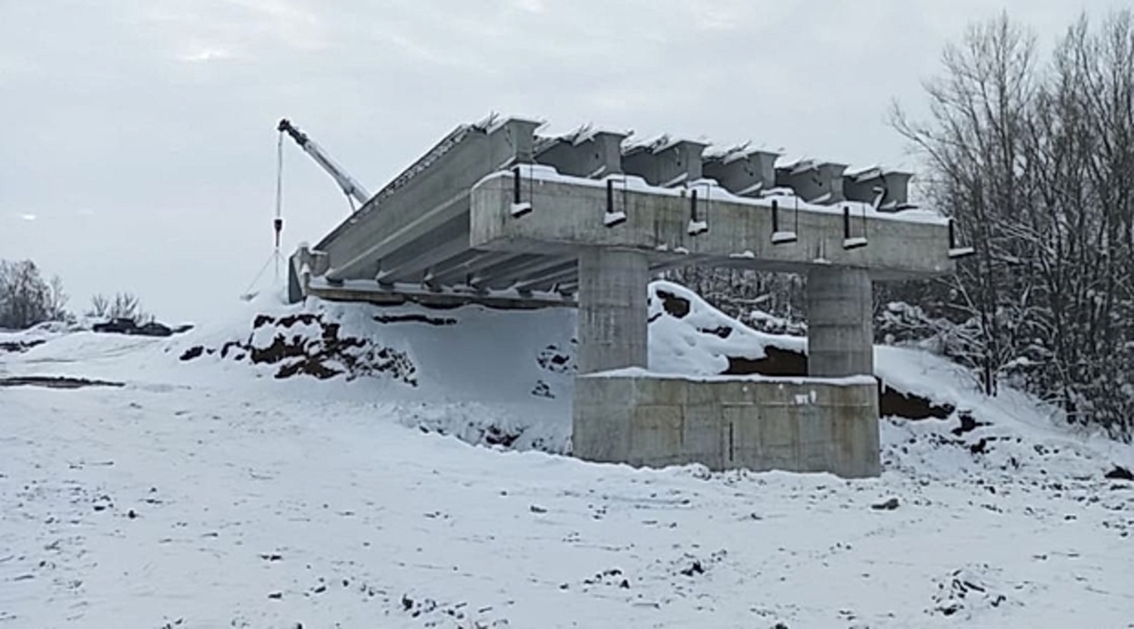 В Бураевском районе приступили к ремонту моста через реку Быстрый Танып