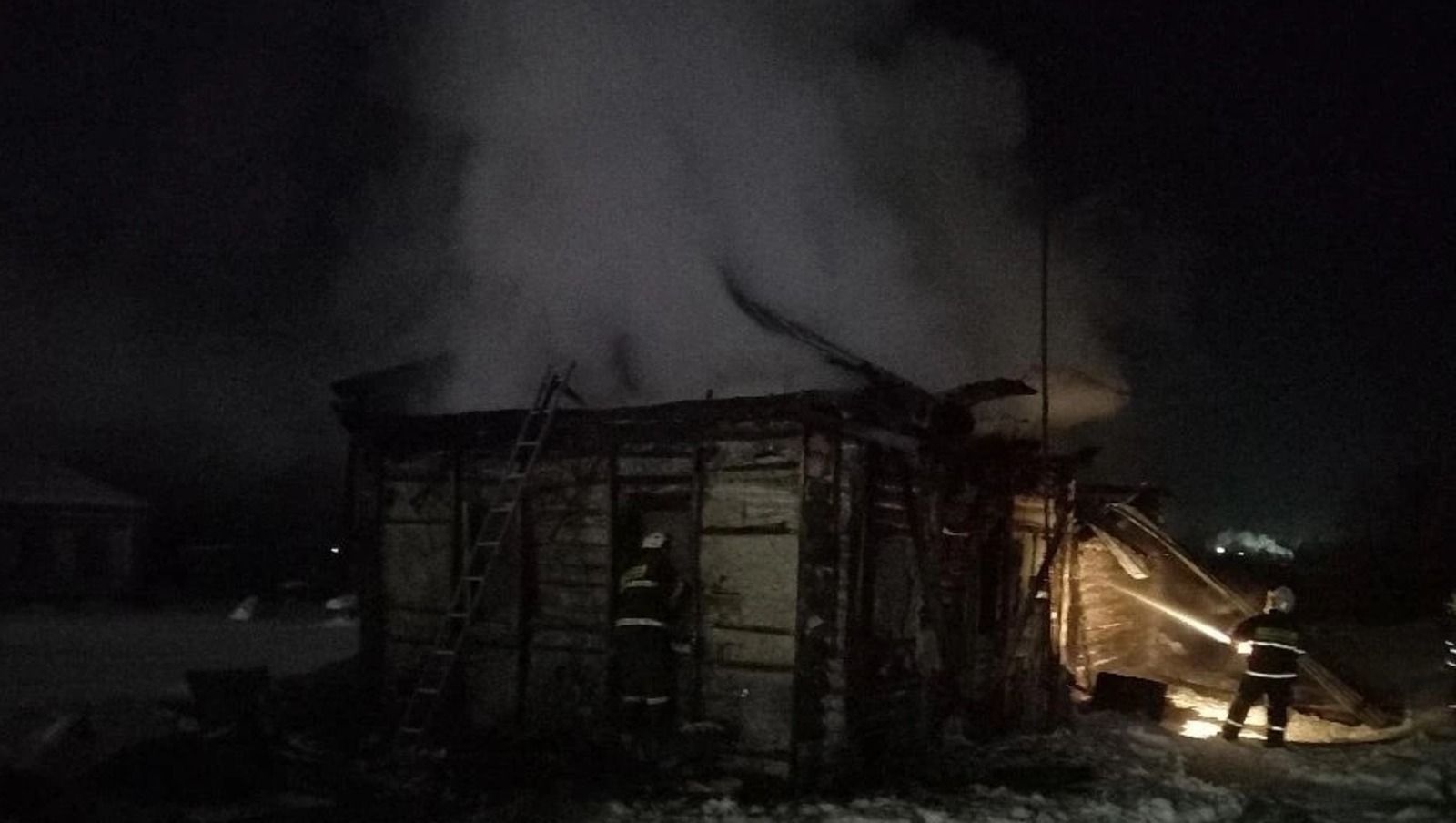 В Башкирии в огне погиб мужчина