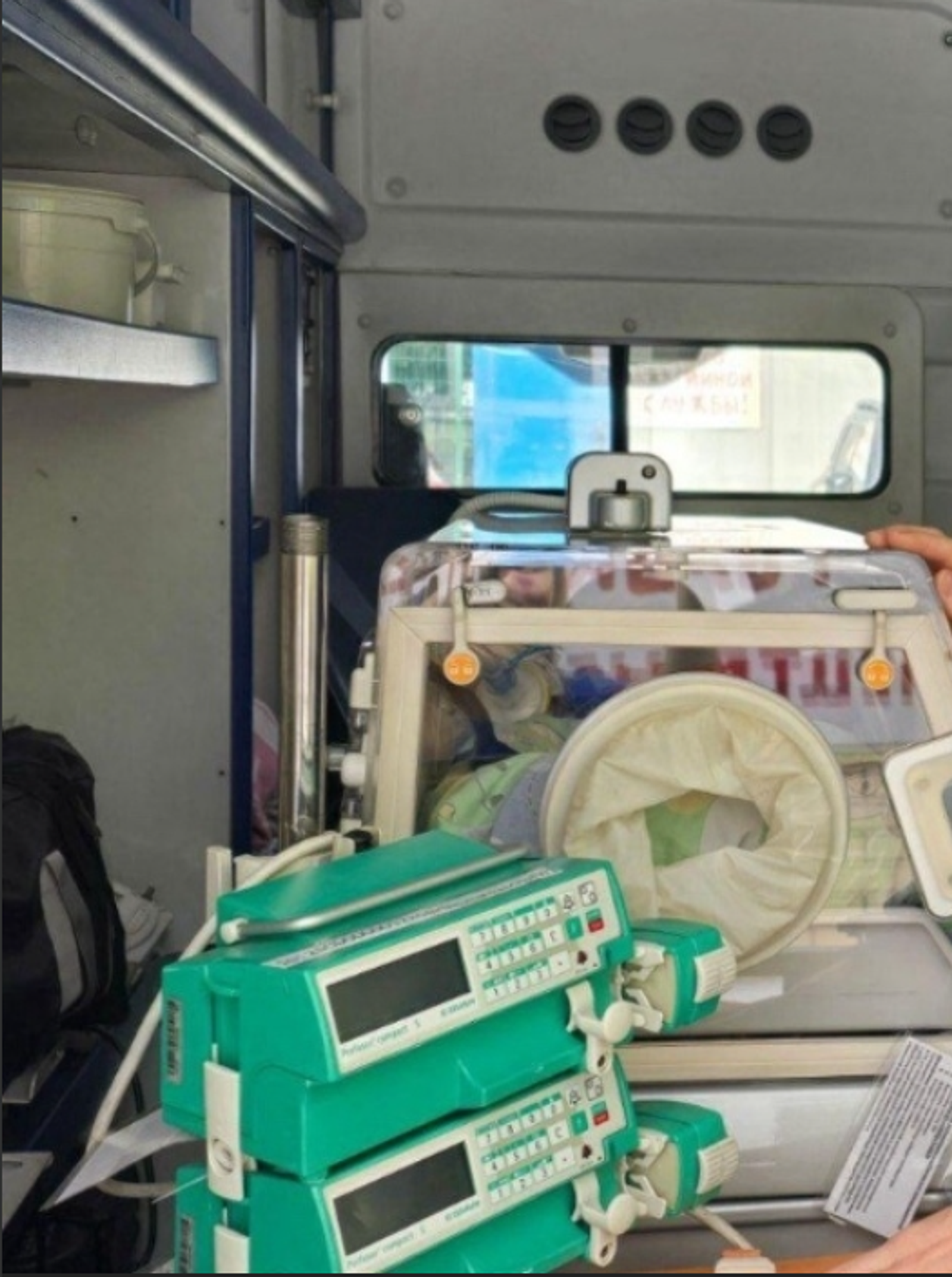 В Башкирии девочку с редкой аномалией эвакуировали на реанимобиле