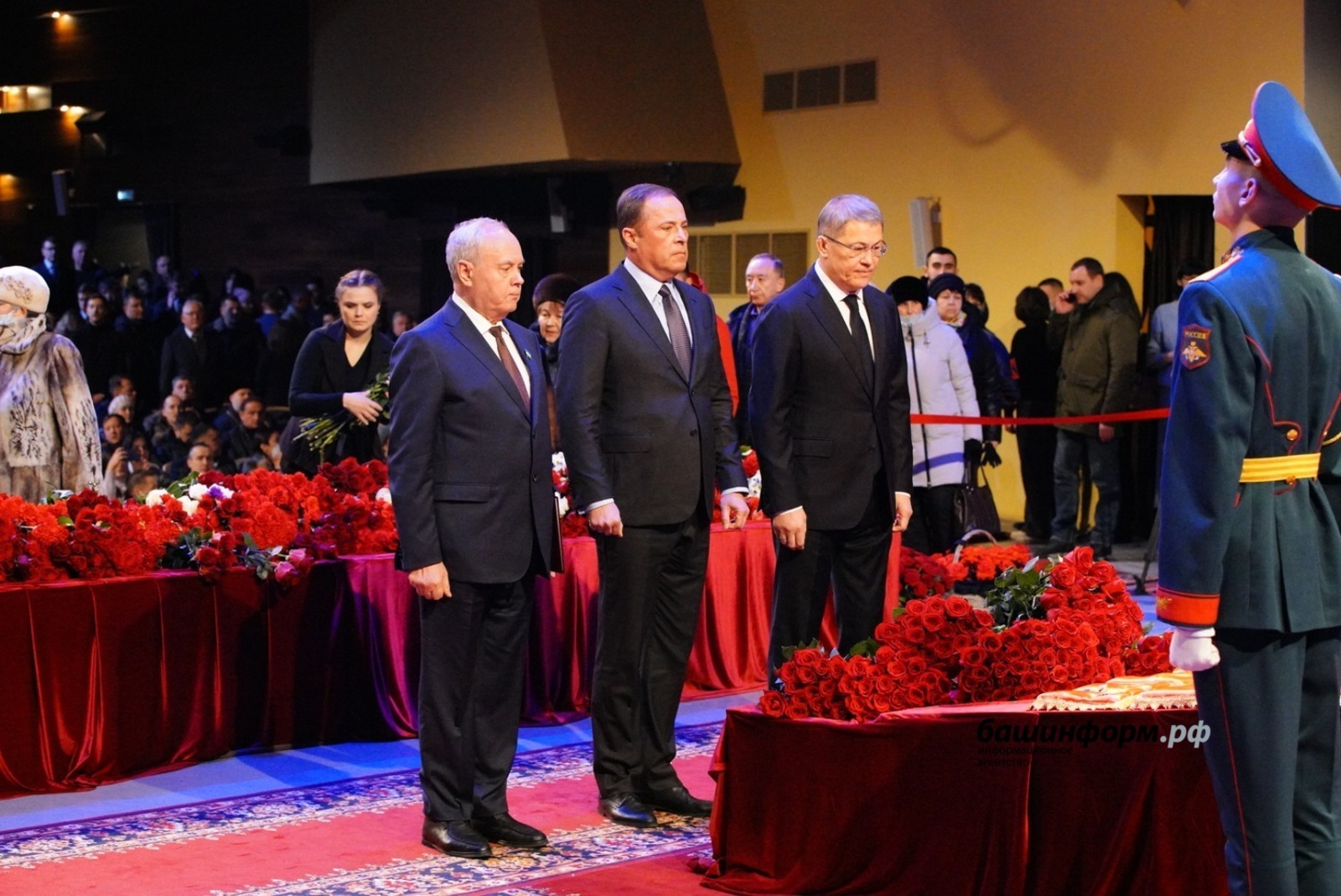 Глава Башкирии Радий Хабиров попрощался с первым президентом республики Муртазой Рахимовым